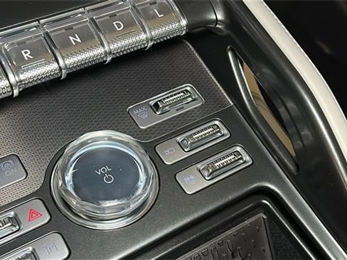 New 2026 Lincoln Nautilus Premier w/ Equipment Group 102A image 23