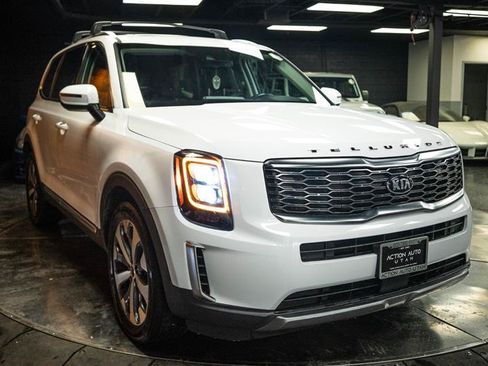 Used 2021 Kia Telluride EX w/ EX Premium Package AWD/4WD image 5