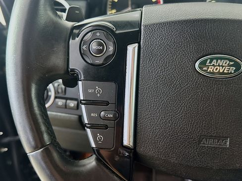 Used 2016 Land Rover LR4 HSE AWD/4WD image 14