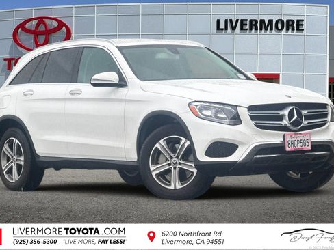 Used 2019 Mercedes-Benz GLC 300 4MATIC image 1