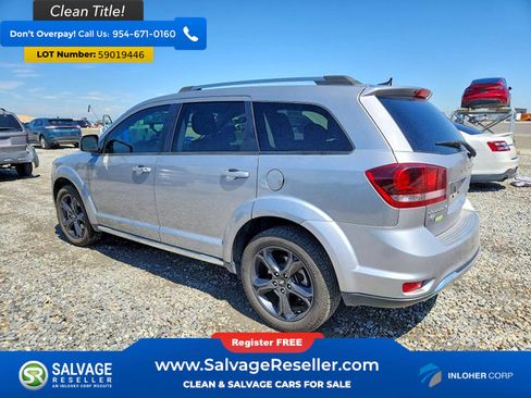 Used 2019 Dodge Journey Crossroad AWD/4WD image 3