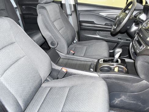 Used 2019 Honda Ridgeline Sport image 43