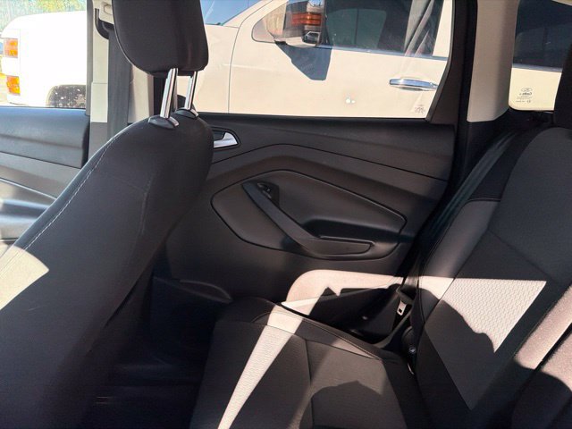 Used 2018 Ford Escape SE FWD image 46