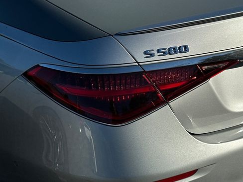 Certified 2023 Mercedes-Benz S 580 4MATIC Sedan image 10