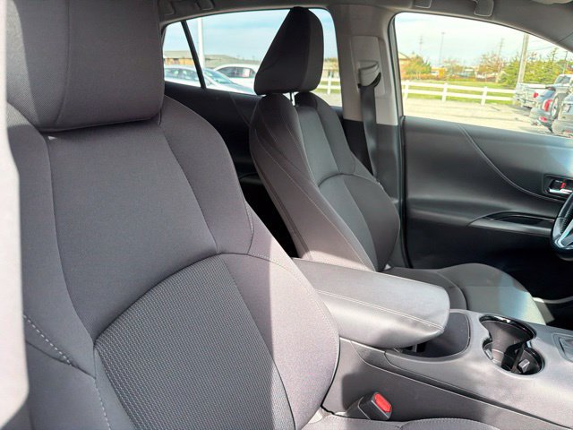 Used 2021 Toyota Venza LE AWD/4WD image 22