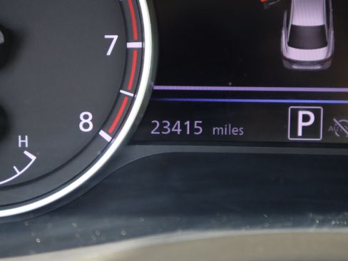 Used 2024 Nissan Sentra SR FWD image 32
