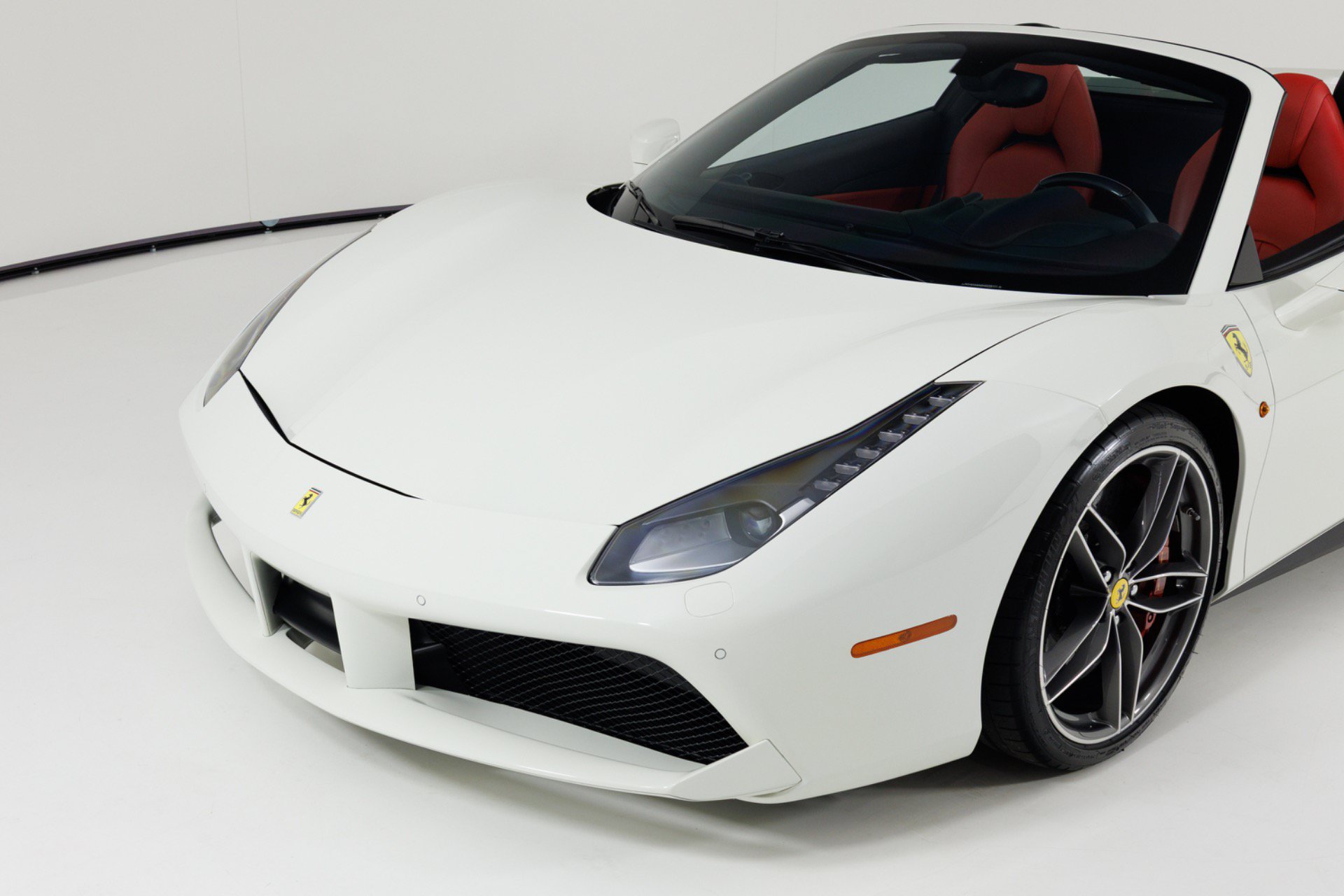 Used 2017 Ferrari 488 Spider RWD image 55