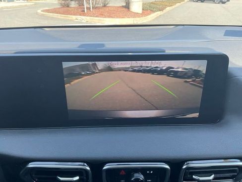 New 2026 Nissan Sentra SV w/ Floor Mat Package FWD image 18