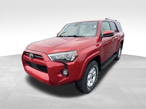 Used 2021 Toyota 4Runner SR5 AWD/4WD image 7
