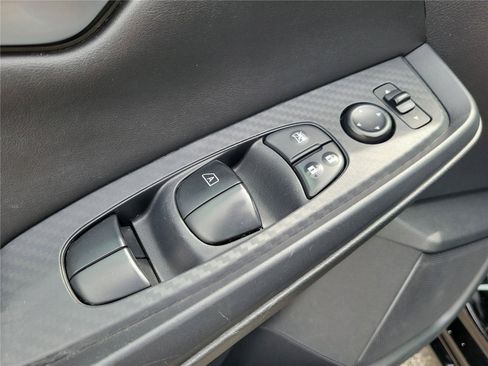 Used 2024 Nissan Sentra SV FWD image 19