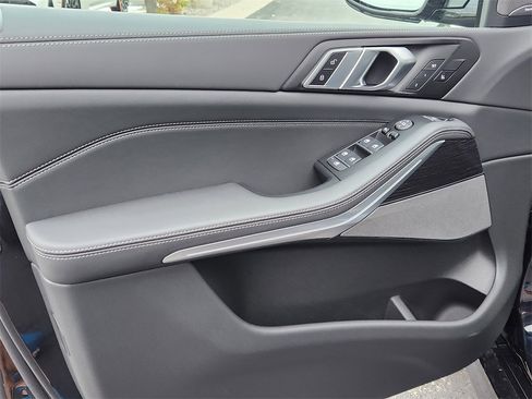 New 2026 BMW X5 xDrive40i image 8