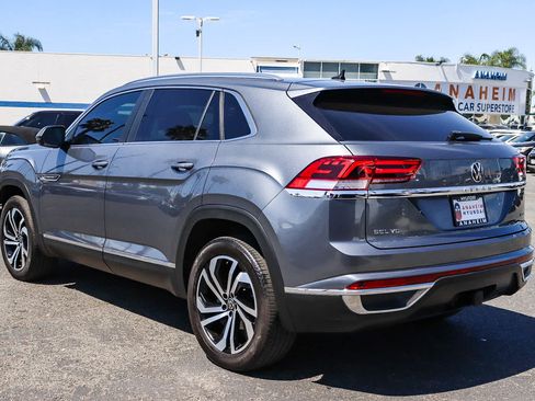 Used 2023 Volkswagen Atlas Cross Sport SEL AWD/4WD image 9