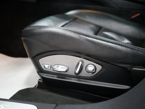 Used 2010 Porsche Panamera S image 30
