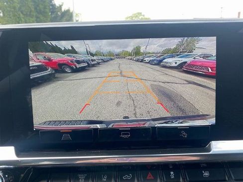 New 2025 GMC Sierra 2500 SLE w/ SLE Value Package; image 21