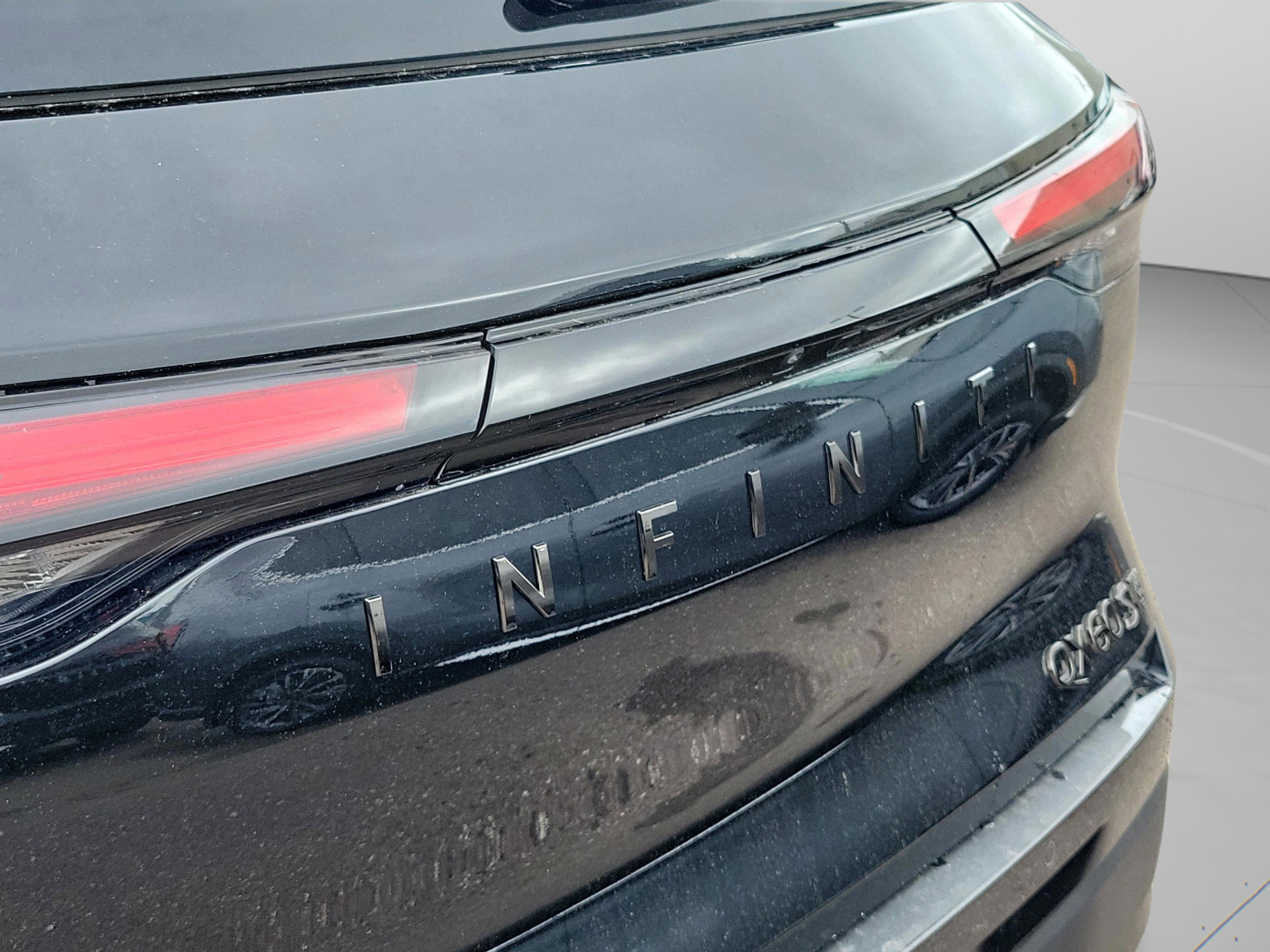 New 2026 INFINITI QX60 Sport w/ Dark Cargo Package AWD/4WD image 14