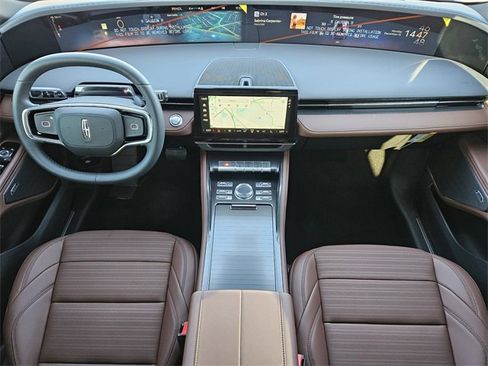 New 2026 Lincoln Nautilus Reserve image 24