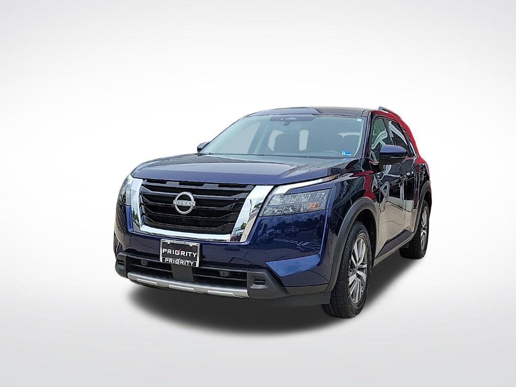 Used 2025 Nissan Pathfinder SL AWD/4WD 360° Tour