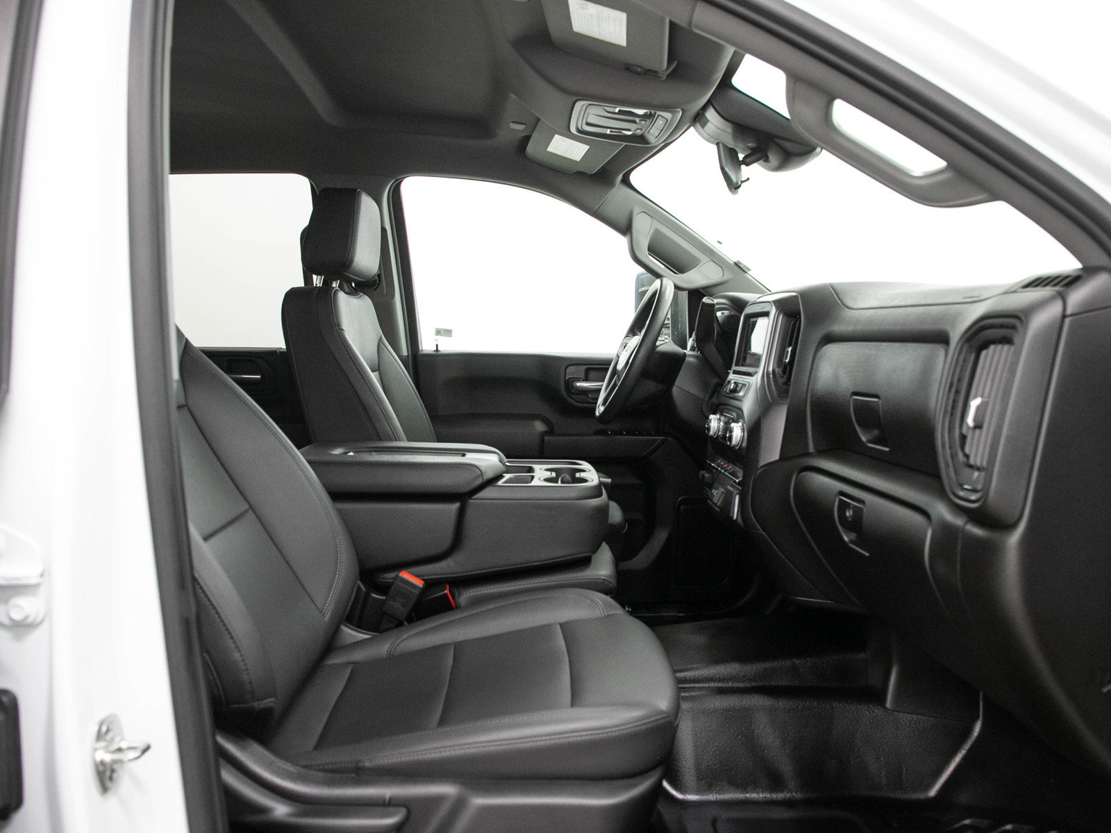 Used 2025 GMC Sierra 2500 Pro w/ Convenience Package AWD/4WD image 13