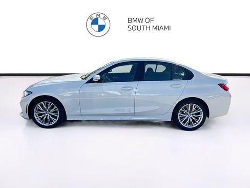 Certified 2023 BMW 330i Sedan RWD image 4