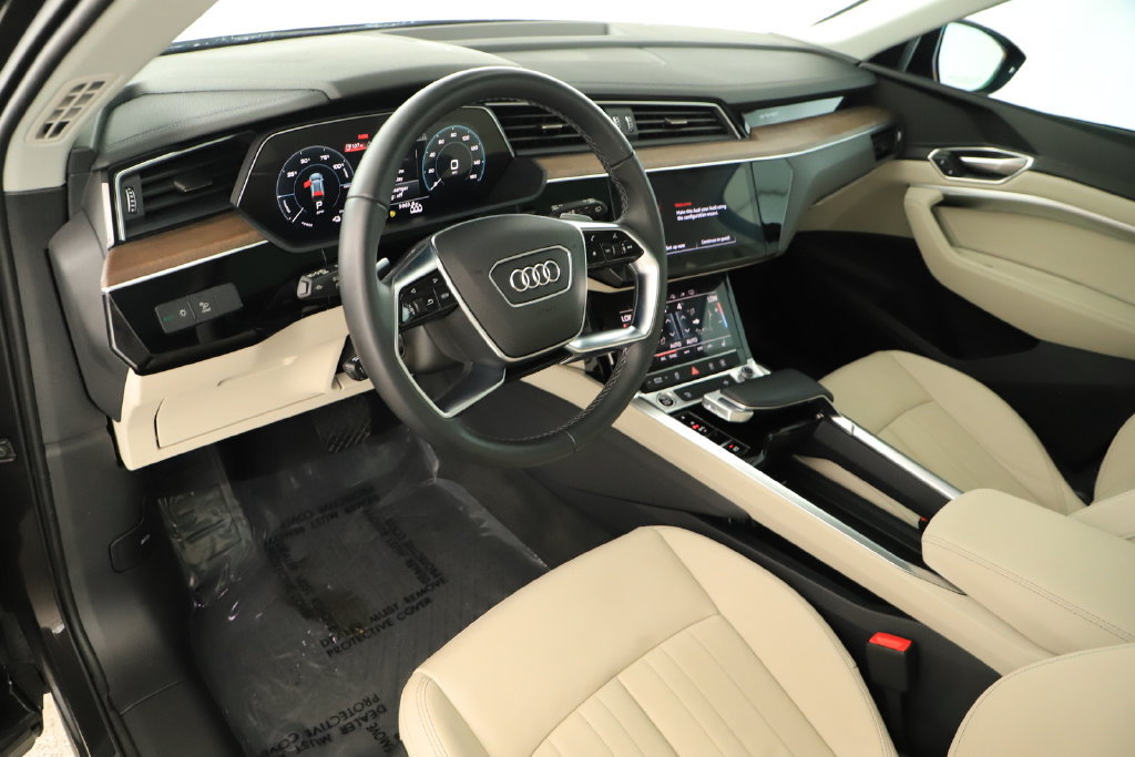 Certified 2024 Audi Q8 e-tron Premium AWD/4WD image 15