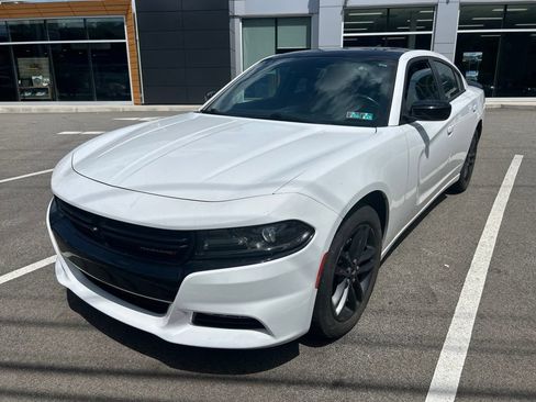 Used 2019 Dodge Charger SXT w/ Plus Group AWD/4WD image 3