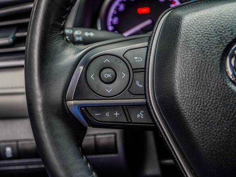 Used 2024 Toyota Camry XLE FWD image 32