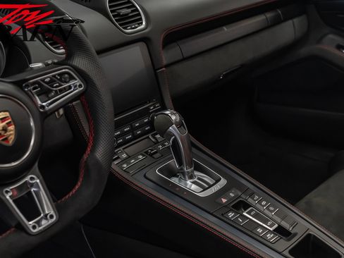 Used 2023 Porsche 718 Boxster Spyder image 39