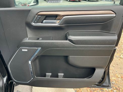 Used 2024 Chevrolet Silverado 1500 RST w/ Convenience Package II AWD/4WD image 29