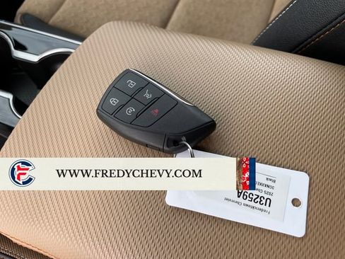 Used 2025 Chevrolet Equinox ACTIV w/ Safety and Technology Package FWD image 29