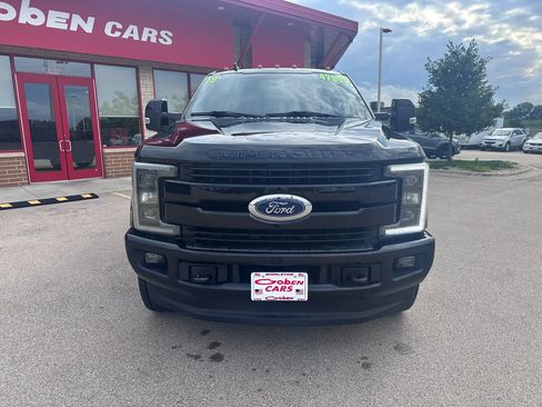 Used 2019 Ford F250 Lariat AWD/4WD image 2