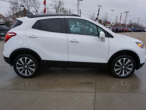 Used 2022 Buick Encore Preferred w/ Safety Package image 9