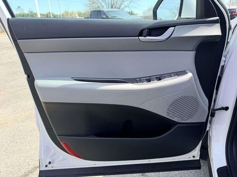 Used 2024 Hyundai Palisade SEL image 16