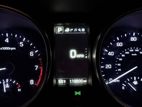 Used 2017 Hyundai Santa Fe Limited w/ Cargo Package image 40