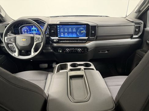 Used 2023 Chevrolet Silverado 1500 LT image 25