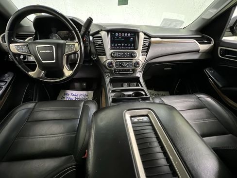 Used 2018 GMC Yukon Denali w/ Open Road Package AWD/4WD image 16