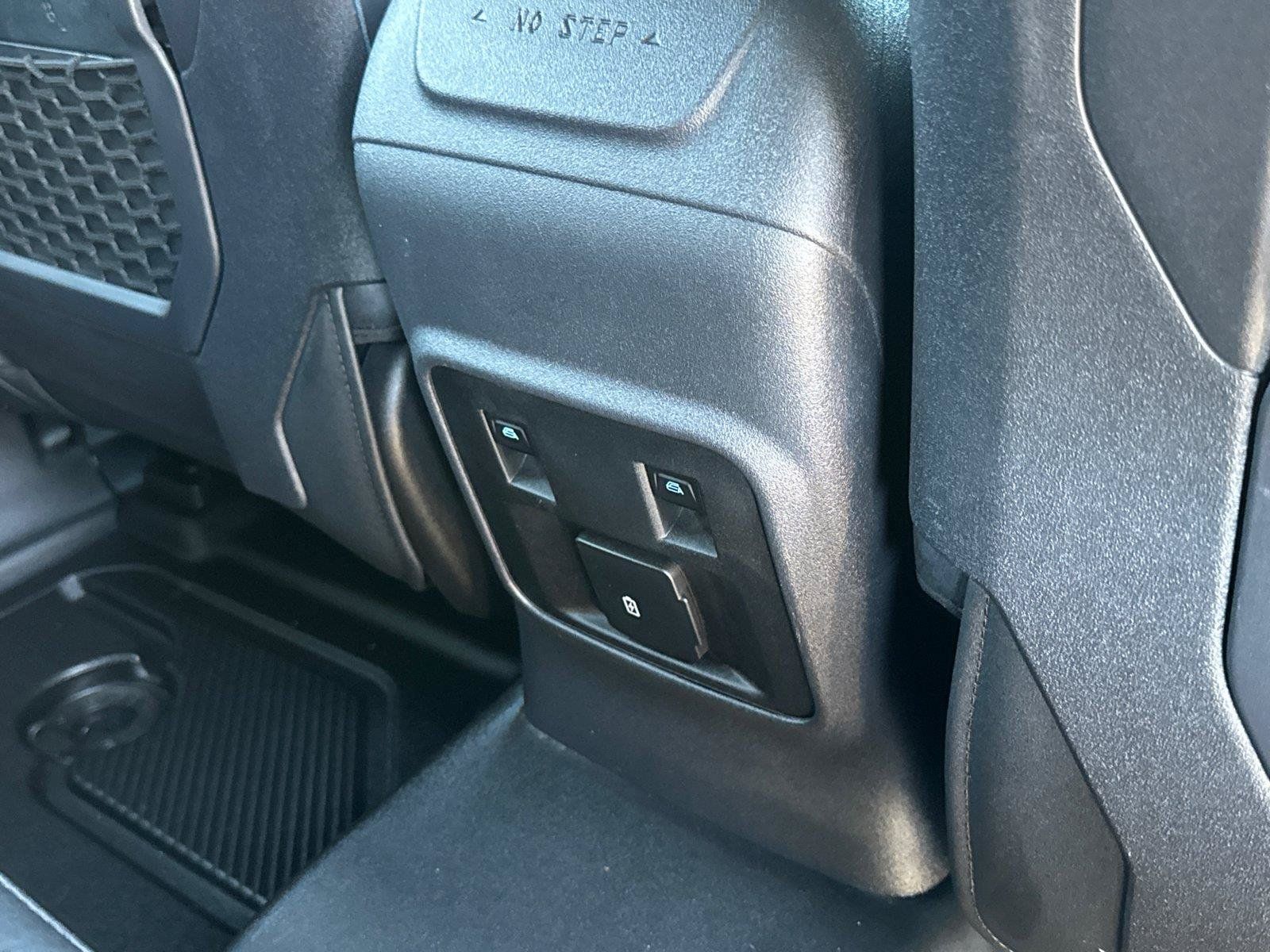 Used 2024 Ford Bronco Black Diamond AWD/4WD image 18