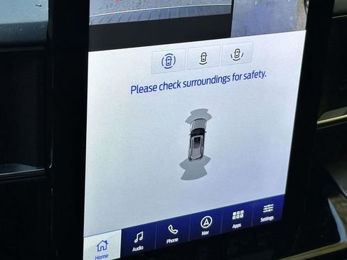 Used 2022 Ford Explorer Platinum w/ Equipment Group 601A image 23