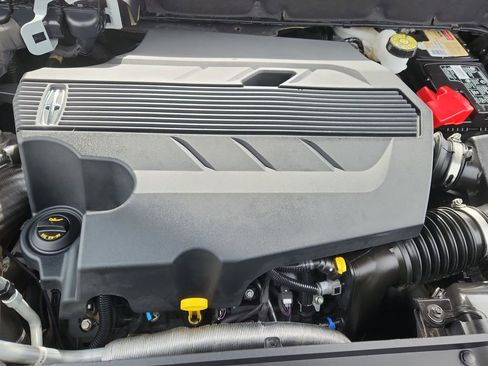 Used 2020 Lincoln Nautilus Black Label w/ Cargo Utility Package image 17