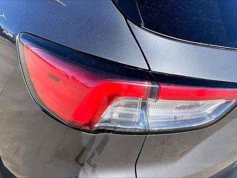 Used 2021 Ford Escape SE image 29