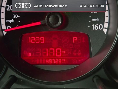 Used 2013 Volkswagen Beetle 2.0T FWD image 29