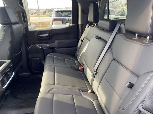 Used 2019 Chevrolet Silverado 1500 LTZ w/ LTZ Premium Package image 18