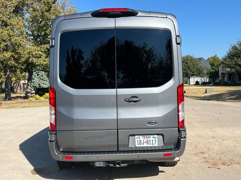 Used 2022 Ford Transit 250 Medium Roof AWD image 7