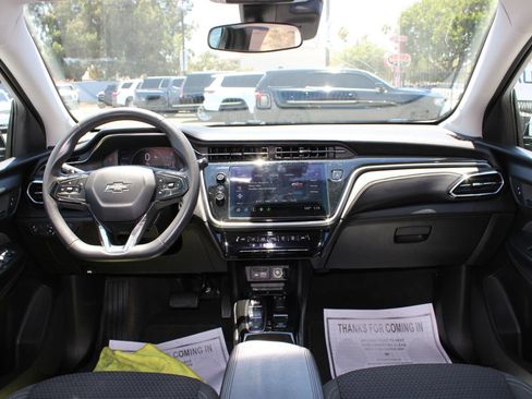 Used 2023 Chevrolet Bolt EUV LT FWD image 25
