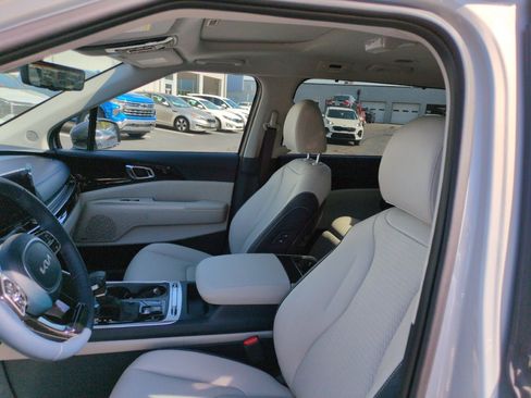 New 2026 Kia Carnival SX Prestige FWD image 17