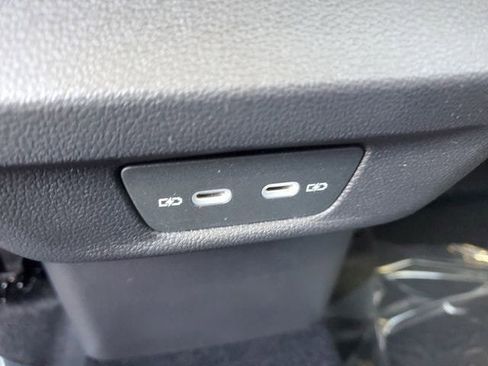 New 2026 Volkswagen Tiguan S image 10