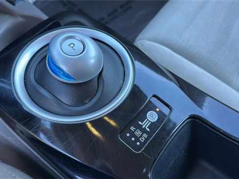 Used 2015 Nissan Leaf SV w/ LED & Quick Charge Package image 29