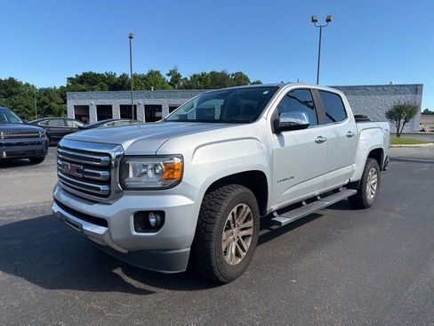 Used 2019 GMC Canyon SLT w/ Driver Alert Package AWD/4WD image 13