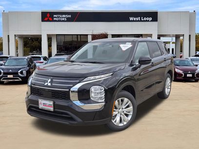 New 2026 Mitsubishi Outlander ES