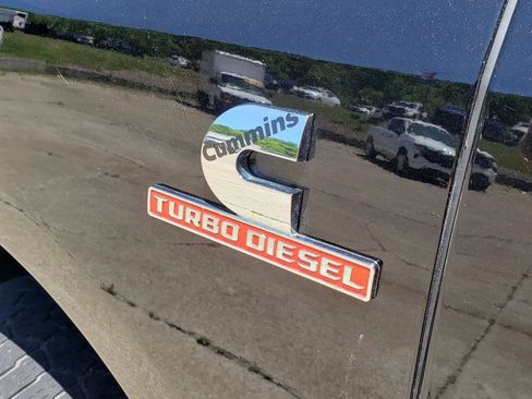 Used 2023 RAM 2500 Laramie AWD/4WD image 10