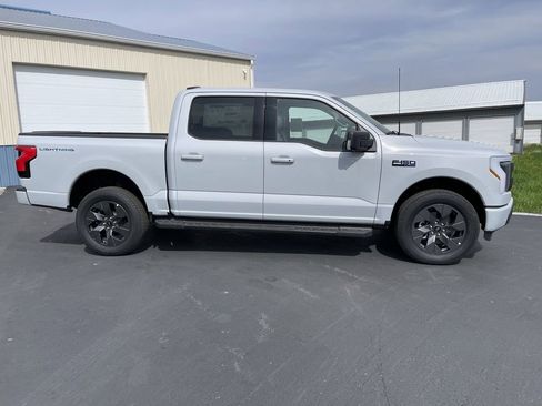 New 2025 Ford F150 Lightning Flash image 3